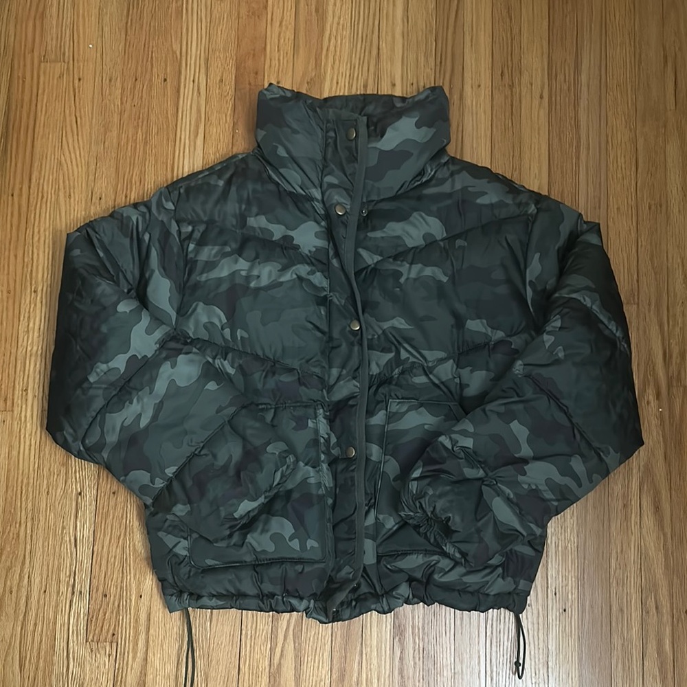 Old Navy Camouflage Puffer Jacket